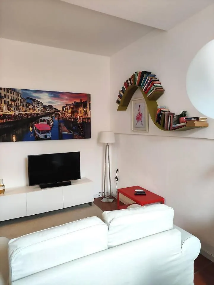 Bilocale Santagostino Apartment Milan